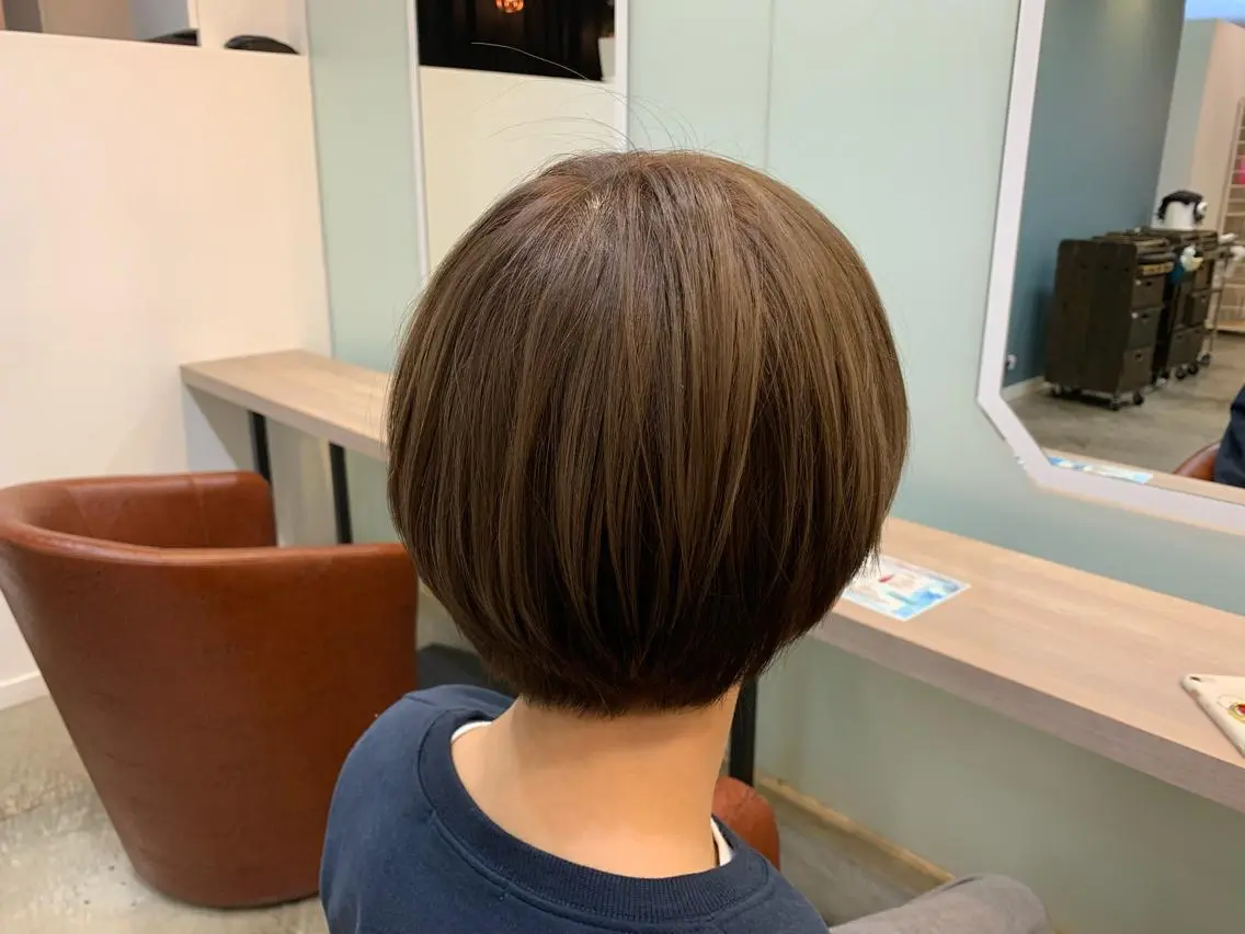 カラー おせ ちさとのヘアスタイル