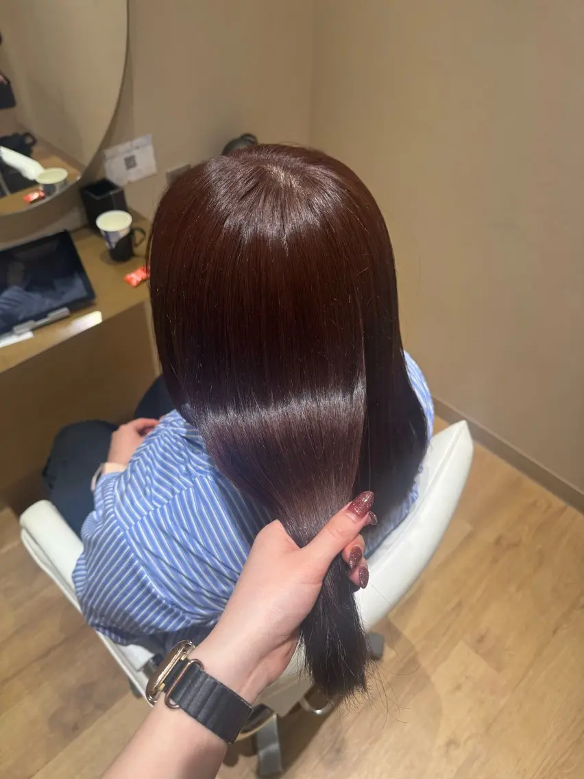 ロング カット ヘアカラー トリートメント 黒島優香🦋 /縮毛矯正/髪質改善のヘアスタイル