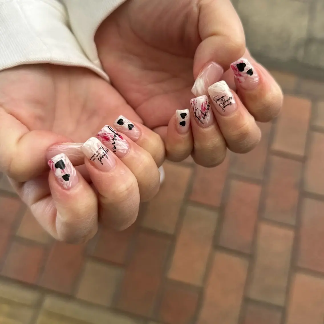 ネイル バレンタイン ハンドネイル nailsalon ∞ ﾐｶﾅﾙ ∞のネイルデザイン