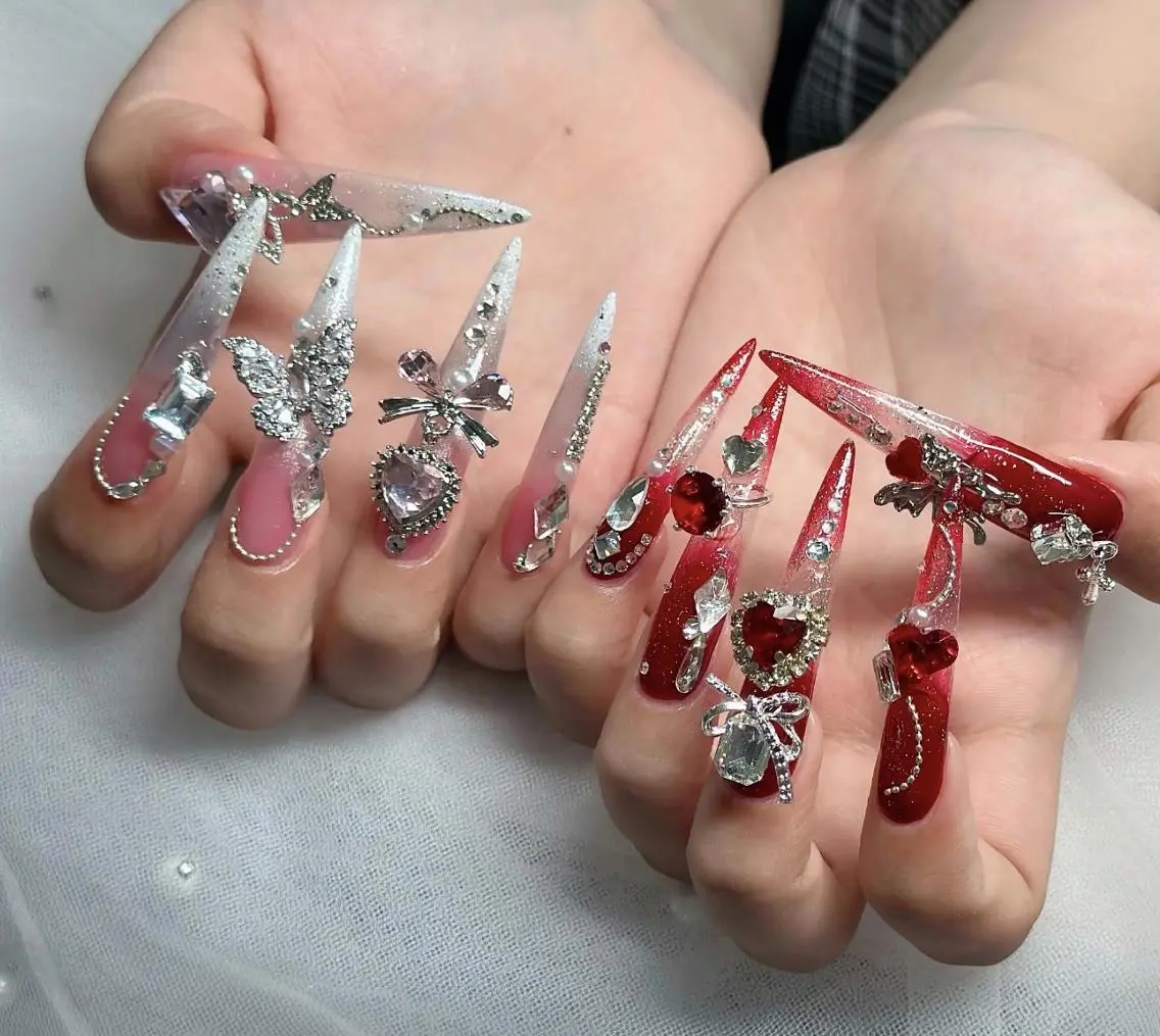 ネイル チークネイル フレンチネイル キラキラネイル 韓国ネイル マグネットネイル ハンドネイル H.baby Nail Salonのネイルデザイン