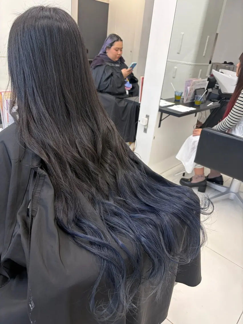 ロング カラー グラデーションカラー ヘアカラー トリートメント ⭐️無料！カット モデル募集⭐️夕貴のヘアスタイル