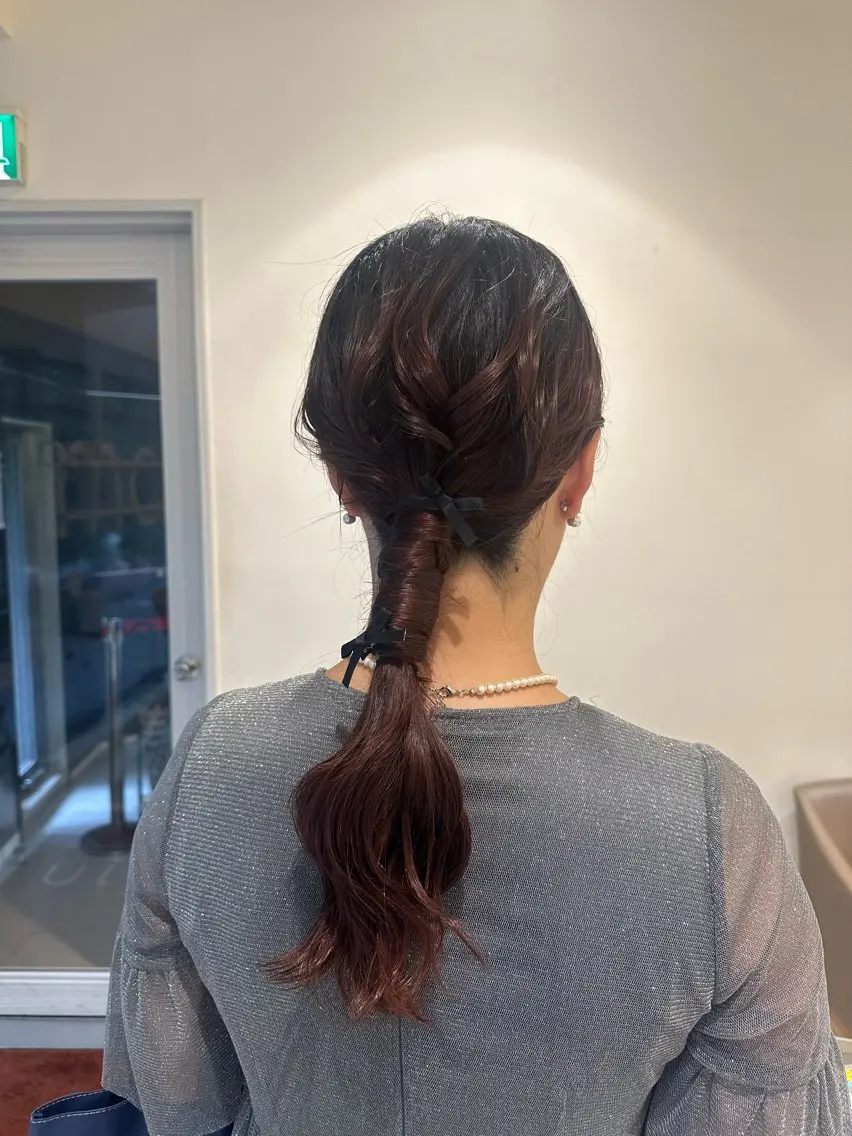 ロング カラー ヘアアレンジ タイトボブ個性派カラ ーAKANEのヘアスタイル