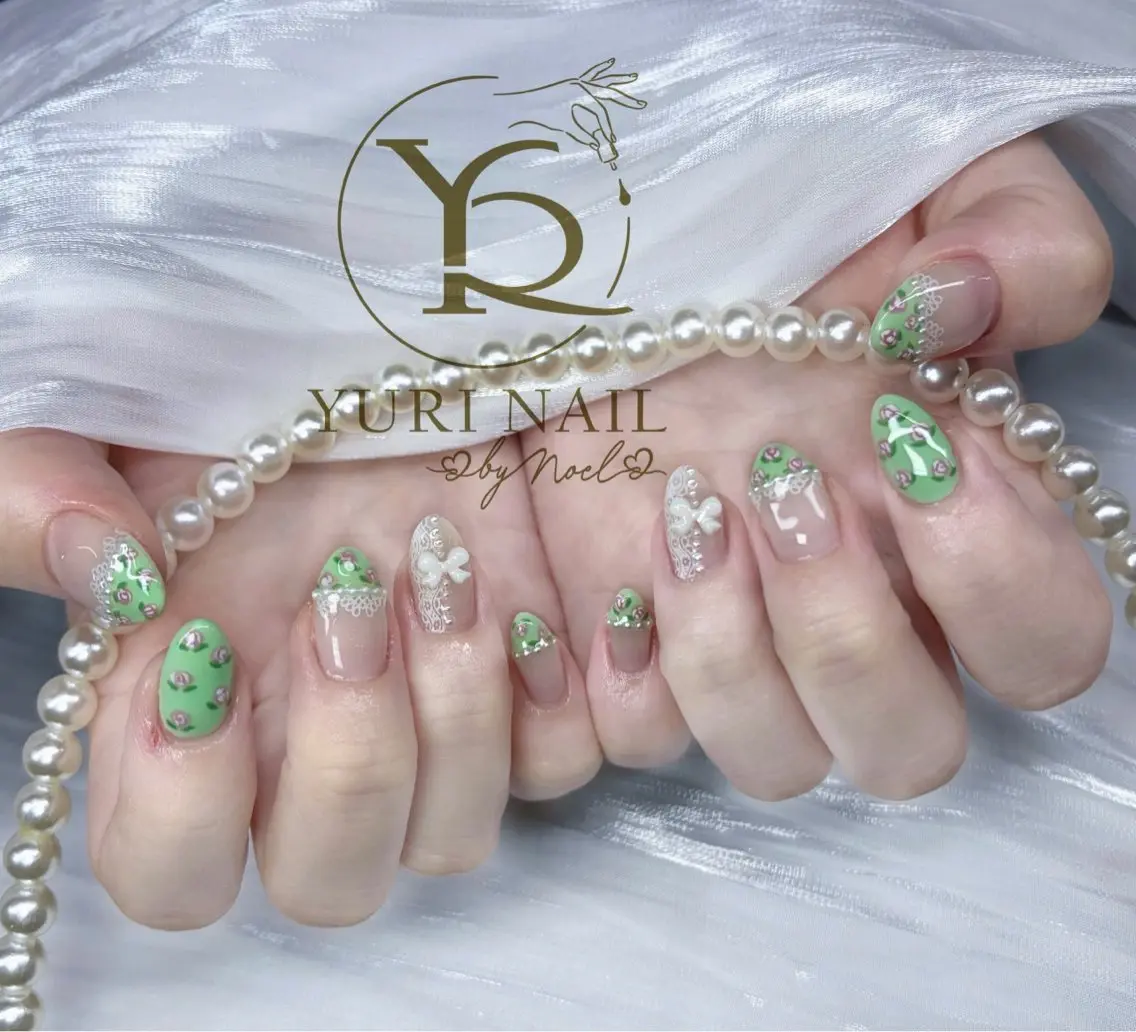 ネイル チークネイル フットネイル フレンチネイル グラデーション キラキラネイル ハンドネイル フットネイル ハンドケア YURI Nail Funabashiのネイルデザイン