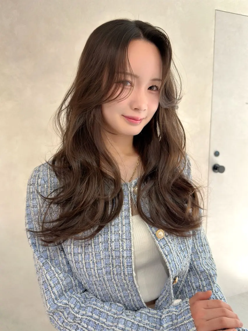 ロング ✨レイヤー・ブリーチ なしダブル特化✨のヘアスタイル