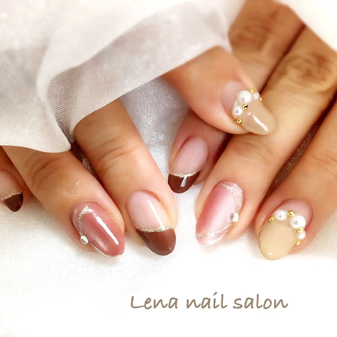 ネイル フレンチネイル ジェルネイル オフィスネイル パラジェル ハンドネイル 自爪育成ネイルケア Lena  nailのネイルデザイン