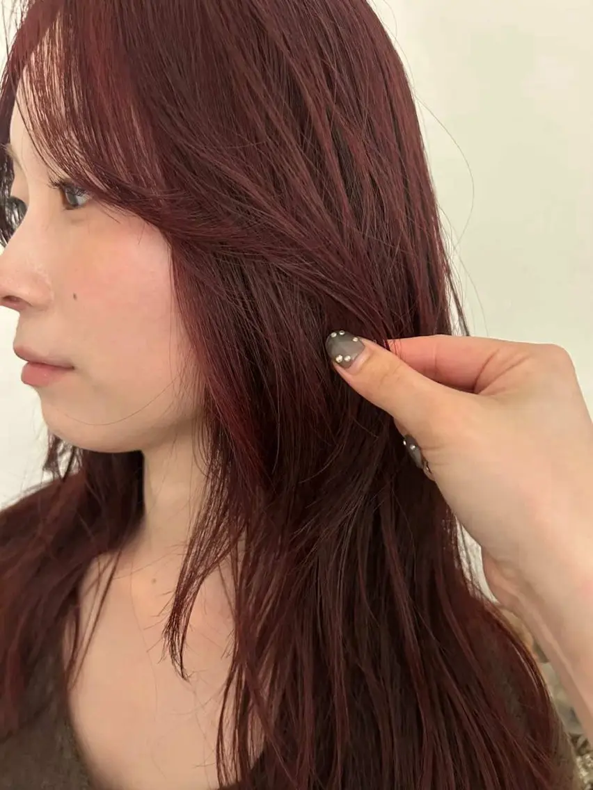 ロング カラー ブリーチ ダブルカラー ブリーチなしカラー レッドカラー カット ヘアカラー maho/垢抜け カラーパーマのヘアスタイル
