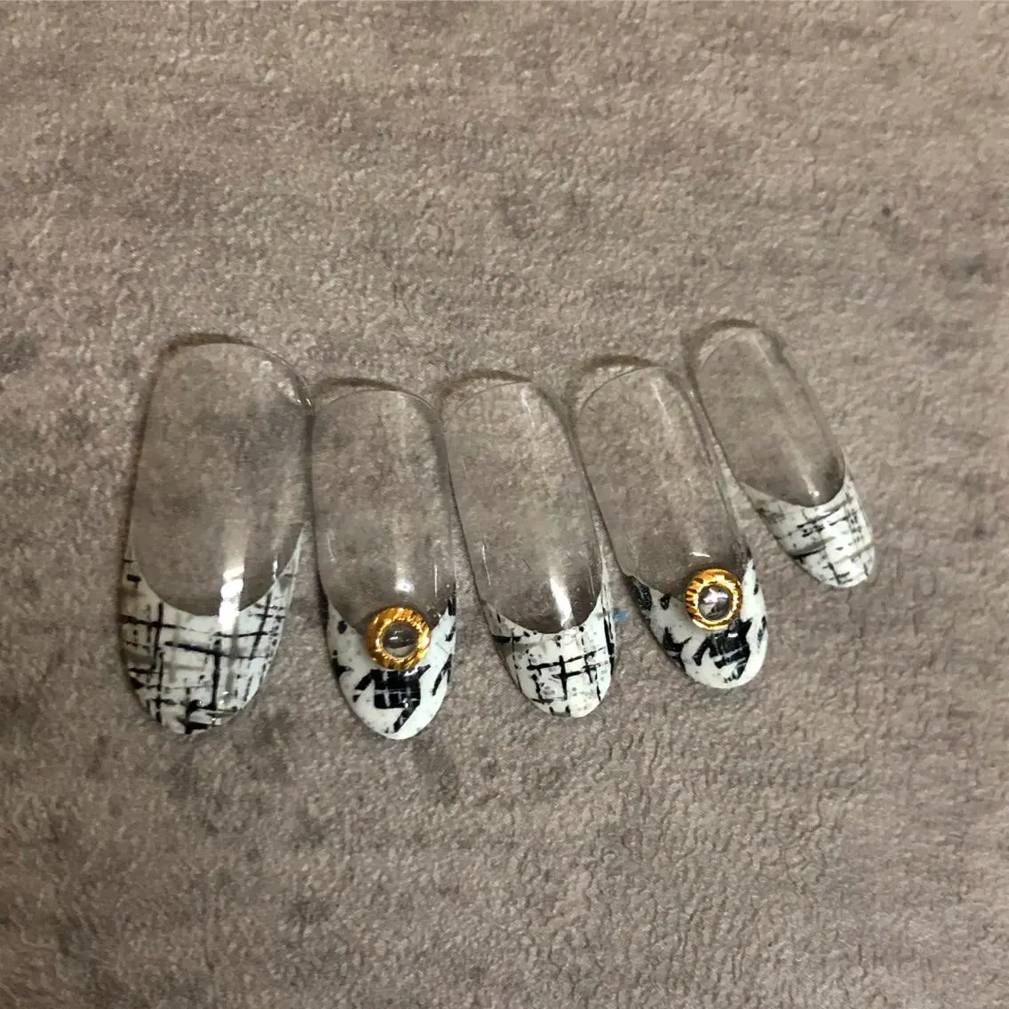 ネイル ツイードネイル thrush nailsのネイルデザイン