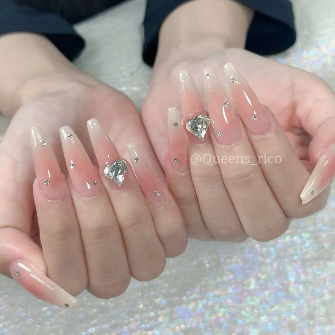 ネイル ハンドネイル Queens マオのネイルデザイン