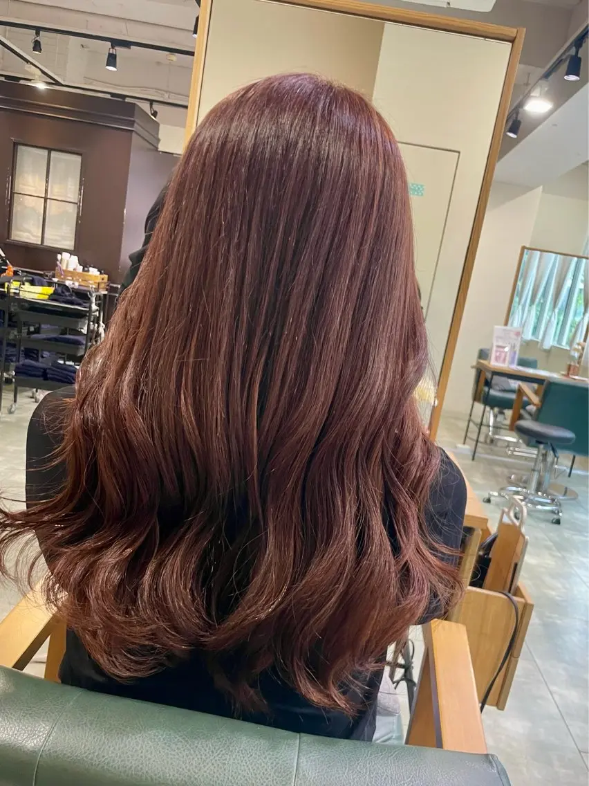 ロング カラー ロング 内田 真里奈のヘアスタイル