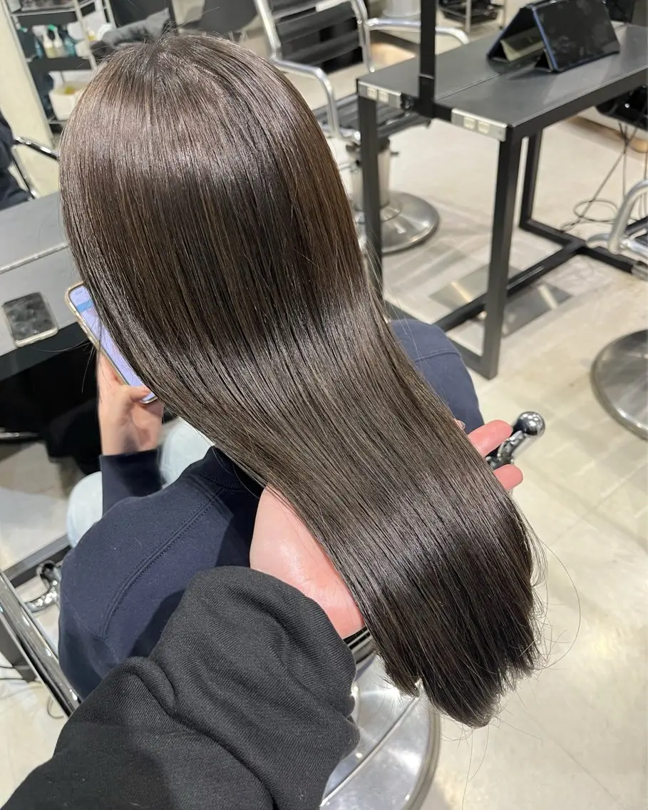 ロング カラー パーマ ヘアアレンジ カット ヘアカラー トリートメント ヘアセット 透明感/オリーブ/ グレージュ/YUKAのヘアスタイル