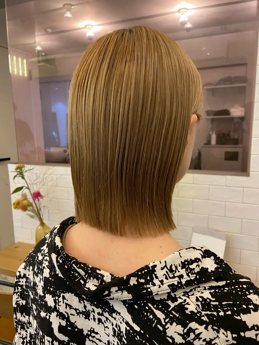 ショート カラー ハイトーンカラー トリートメント ヘアカラー 工藤大輔 クドウダイスケのヘアスタイル