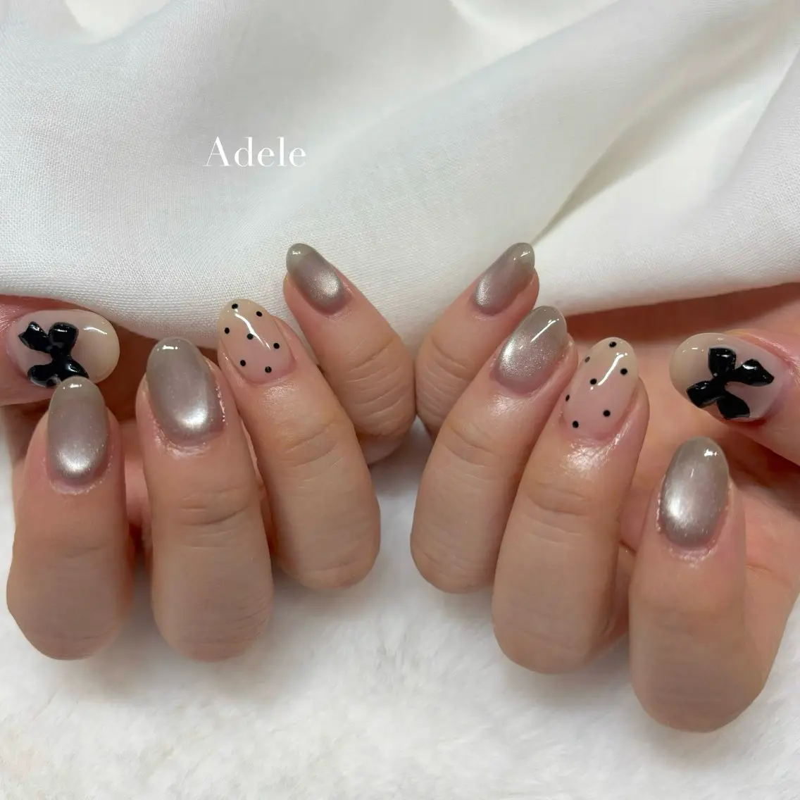 ネイル キラキラネイル ワンホンネイル ハンドネイル Adele saraのネイルデザイン