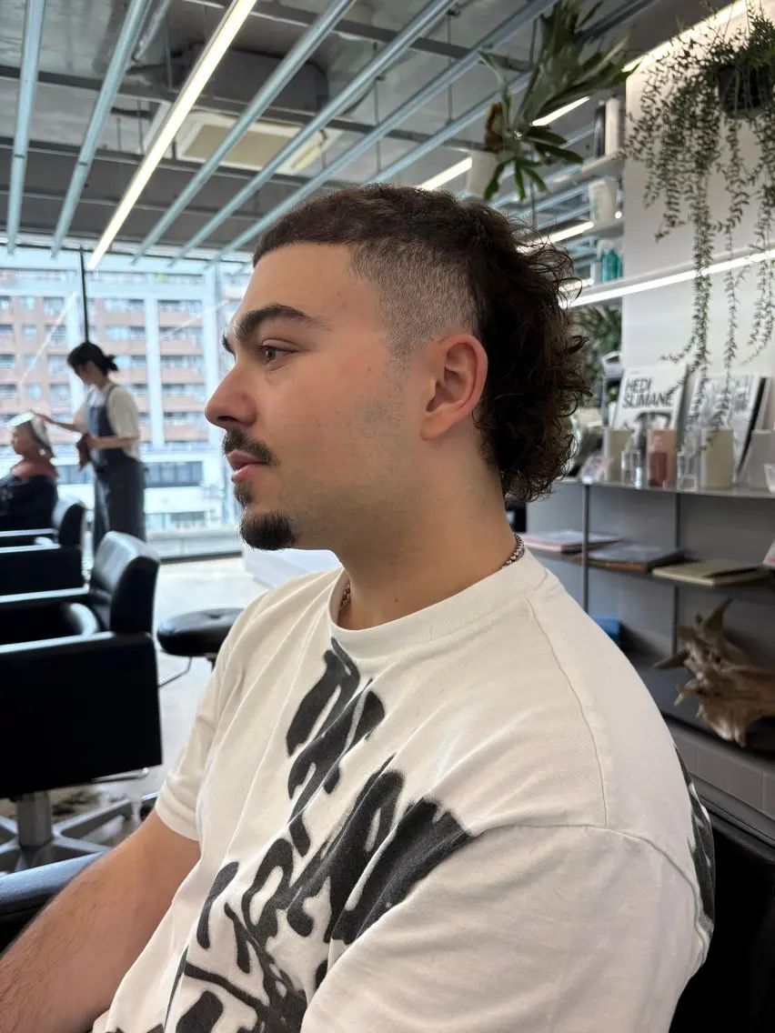 メンズ フジイ トワのヘアスタイル