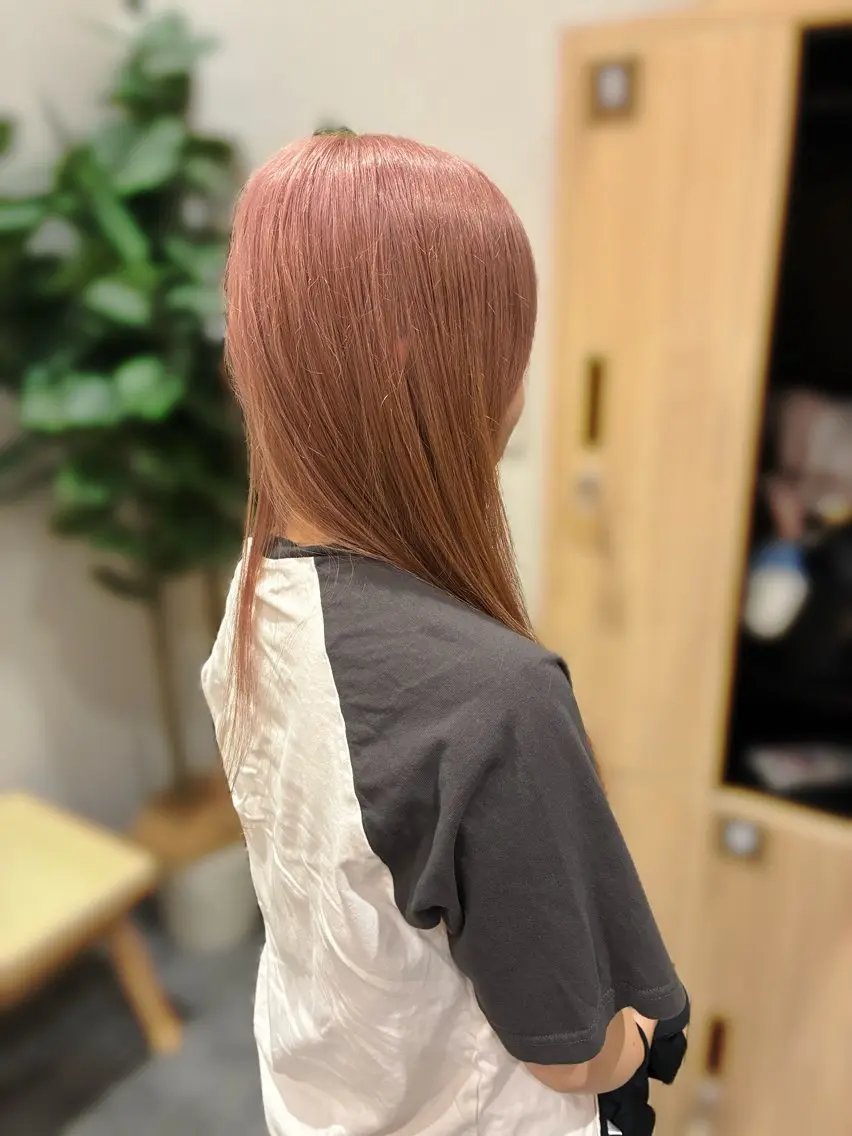 ロング カラー ブリーチ 💖クボ モモ💖のヘアスタイル