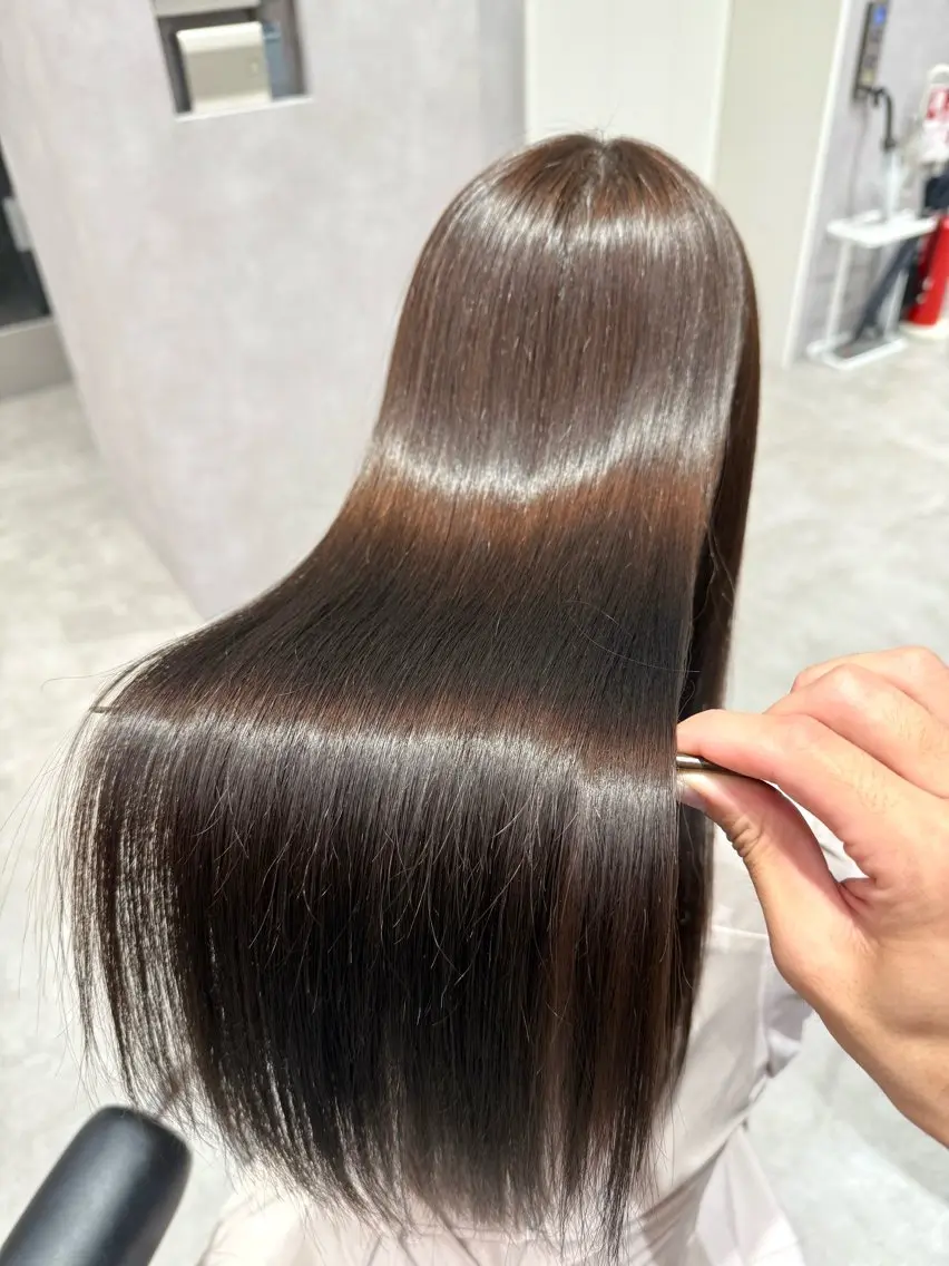 ロング カラー パーマ ヘアアレンジ 髪質改善 縮毛矯正 トリートメント ストレートパーマ 縮毛矯正 トリートメント 縮毛矯正/髪質改善/ ブリーチ毛/木元渓太のヘアスタイル