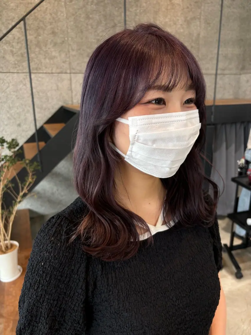 ミディアム カラー ヘアアレンジ ベージュカラー ラベンダーカラー ラベンダーベージュ カット ヘアカラー トリートメント ヘッドスパ ヘアセット 押切 響 のヘアスタイル