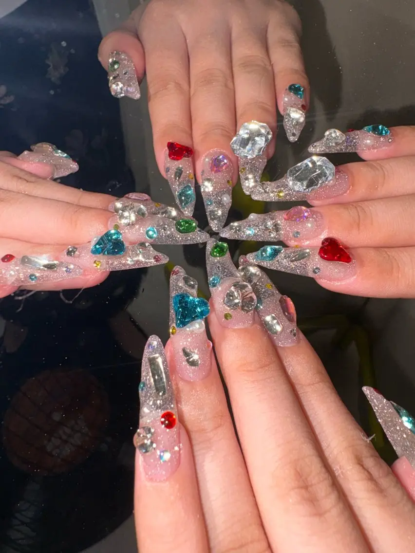 ネイル ロングネイル ハンドネイル 33nail✴️栄 スミレ❇️Gel-xのネイルデザイン