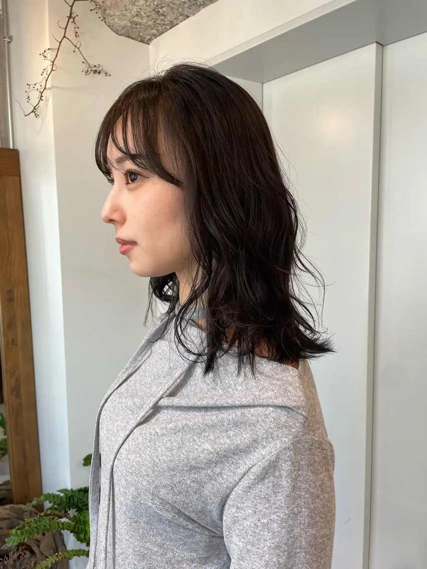 ミディアム カラー カット ヘアカラー トリートメント 狩野 羅夢のヘアスタイル