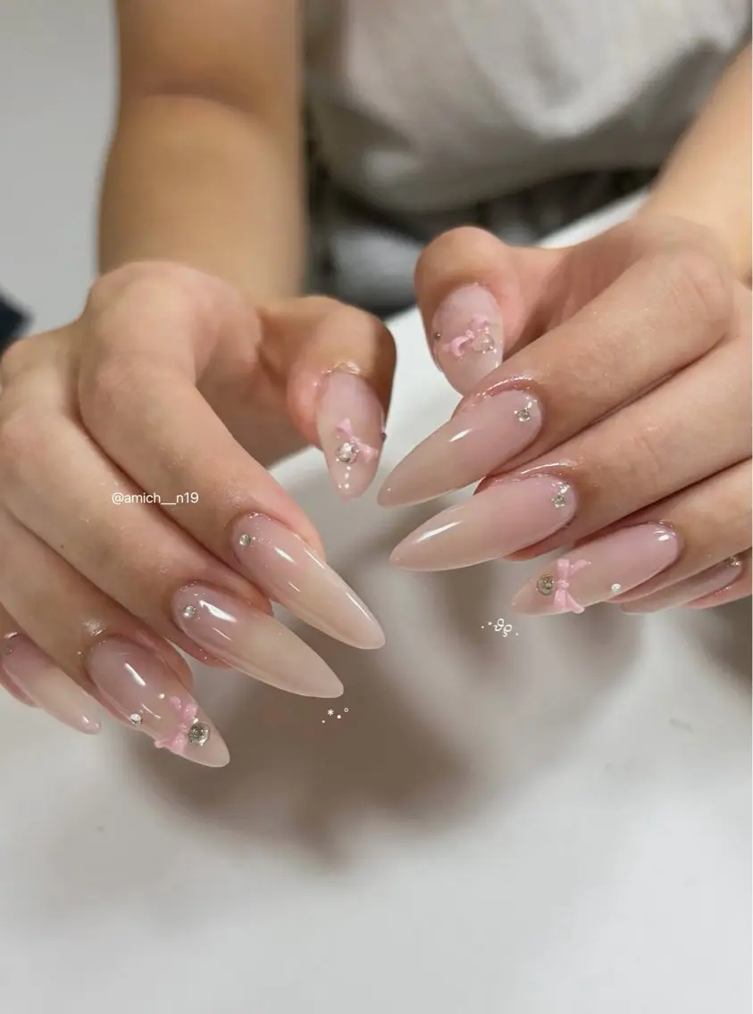 ネイル ハンドネイル ayumi ✩.*˚のネイルデザイン