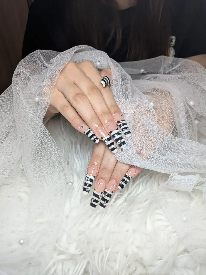 ネイル Queen Nail 研修生のネイルデザイン