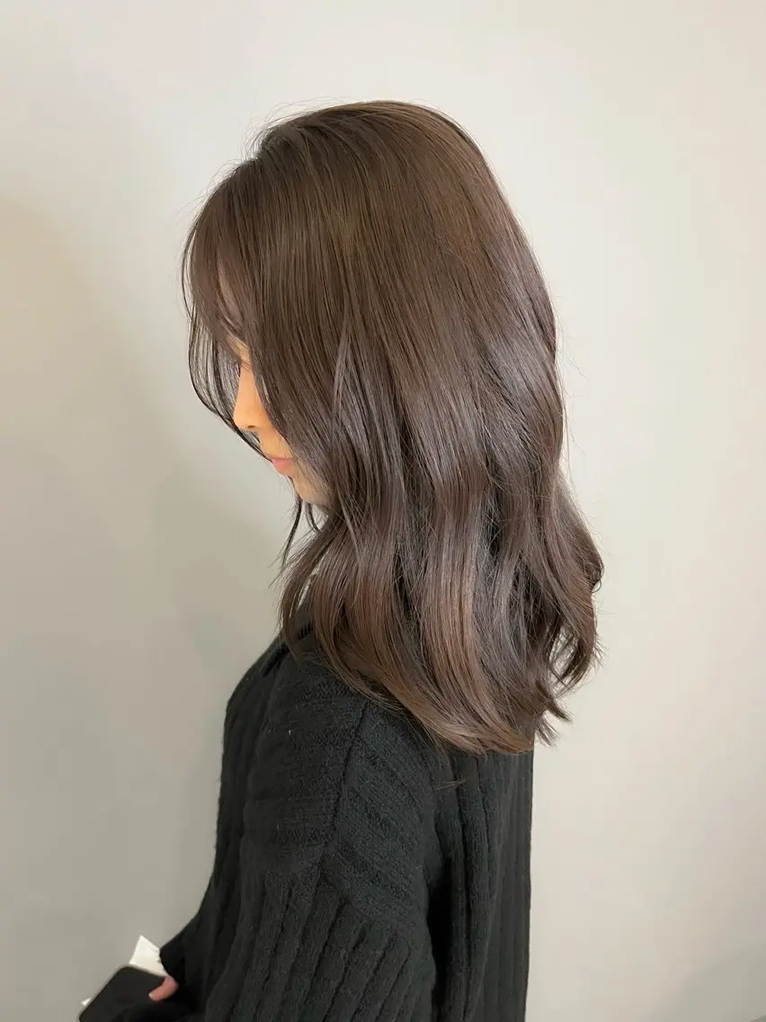 セミロング カラー ヘアカラー トリートメント Grow by NYNY 坂本 理輝のヘアスタイル