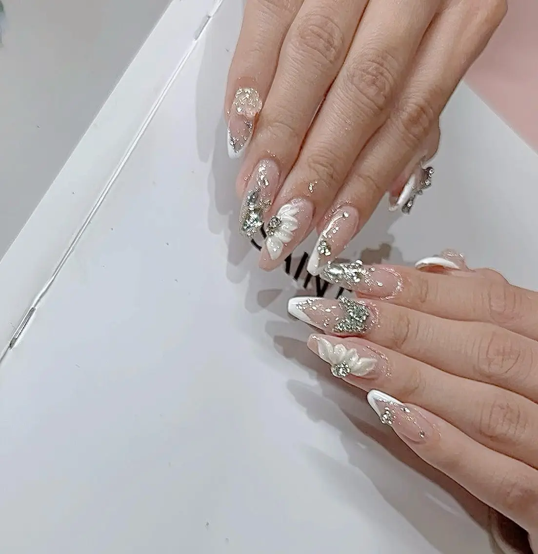 ネイル ハンドネイル ハンドケア NANA NAILのネイルデザイン