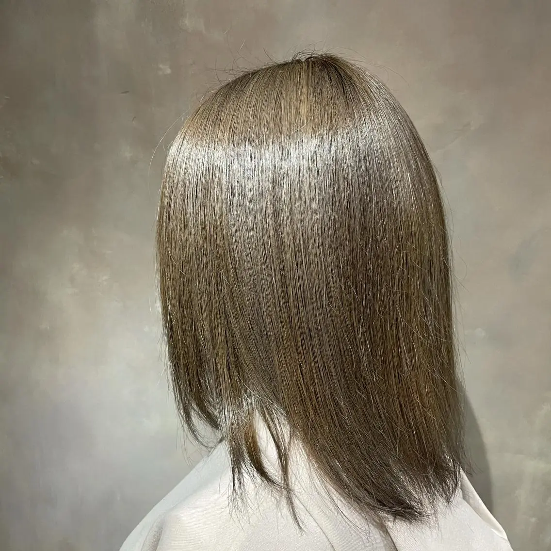 ミディアム カラー ベージュカラー ダブルカラー La vielle 西峠のヘアスタイル