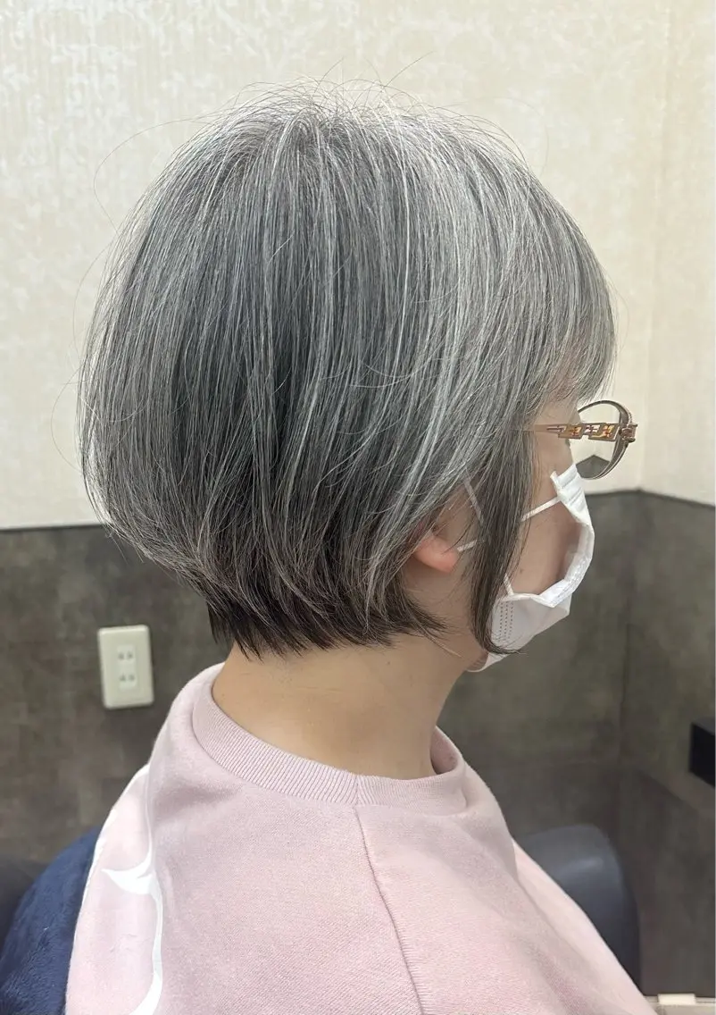 ショート カラー ショートボブ ブリーチ デザインカラー ハイライトカラー ハイトーンカラー カット ヘアカラー トリートメント 近鉄奈良ショートヘア 清水力也のヘアスタイル