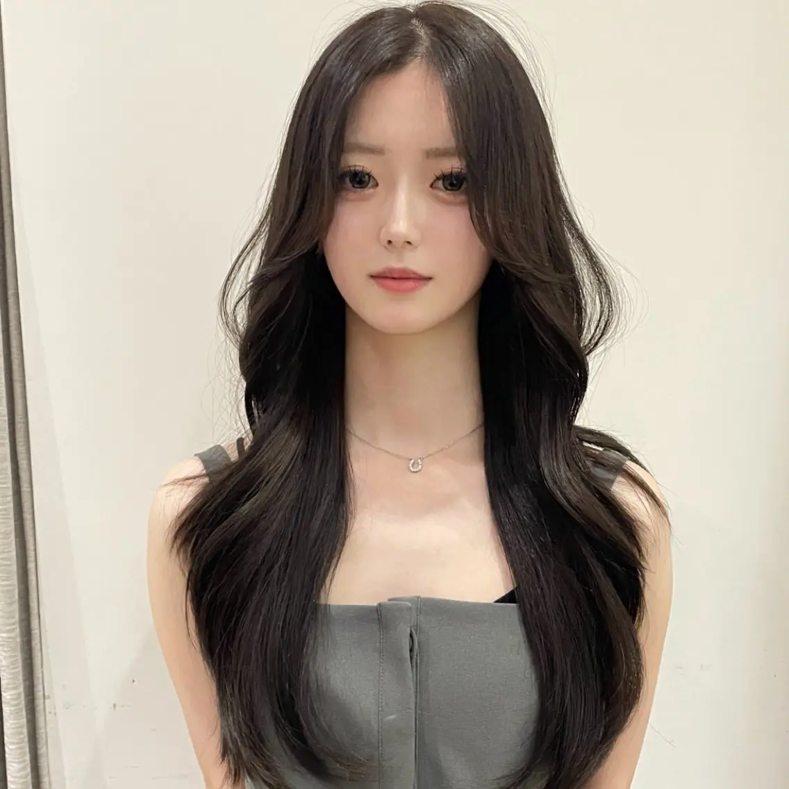 ロング ハッシュカット🖤✨ 顔周り/韓国ヘアのヘアスタイル