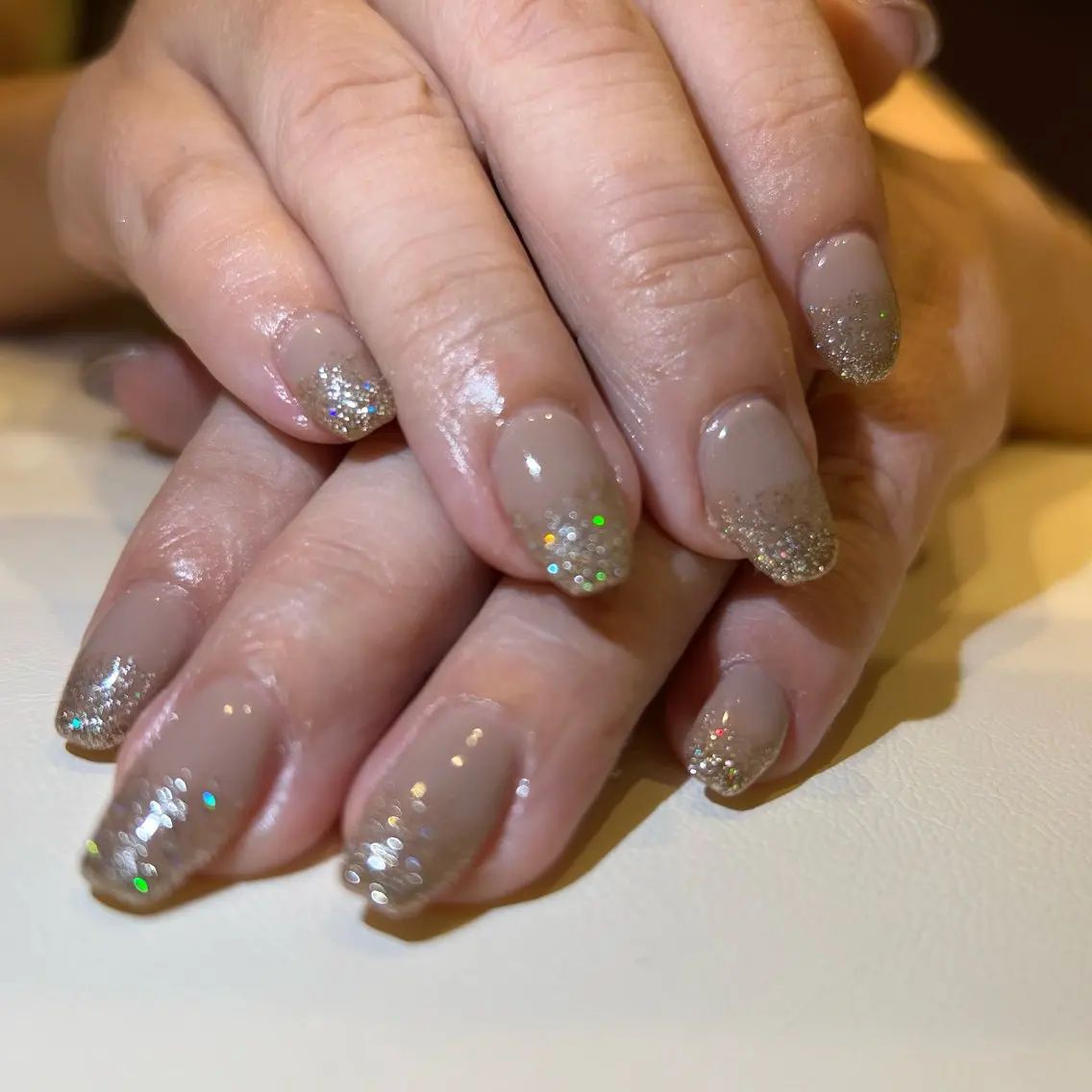 ネイル フラッシュネイル グラデーション キラキラネイル ラメ(グリッター) Amys nail ハナのネイルデザイン