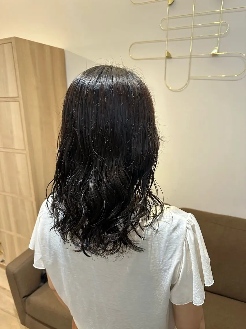 ミディアム ミディアムパーマ パーマ 臺 佳連のヘアスタイル