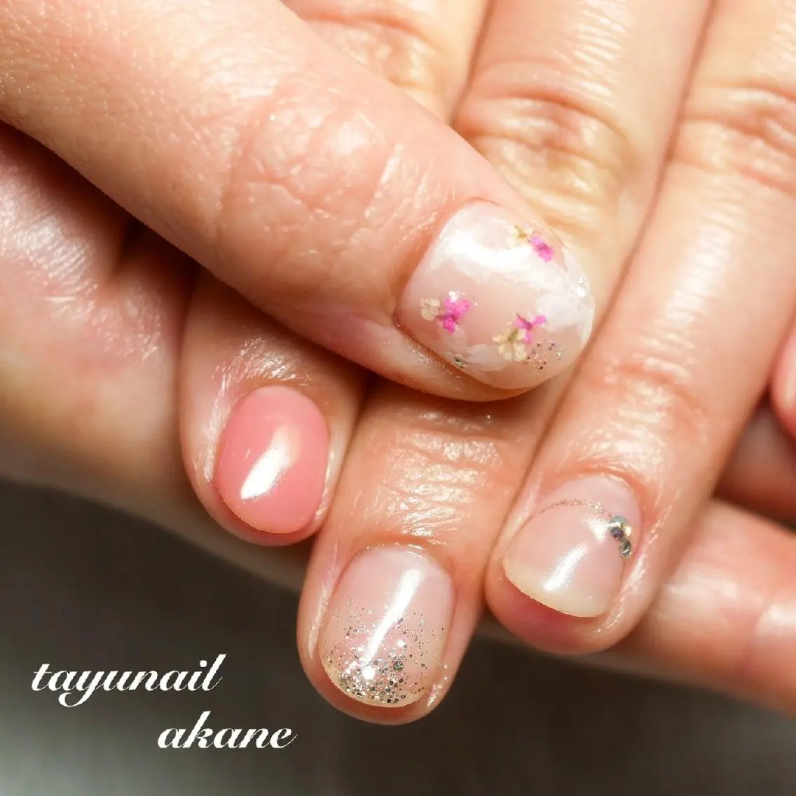 ネイル ブルー フラワーネイル ジェルネイル パラジェル 春ネイル ネイルサロン 【たゆnail】のネイルデザイン