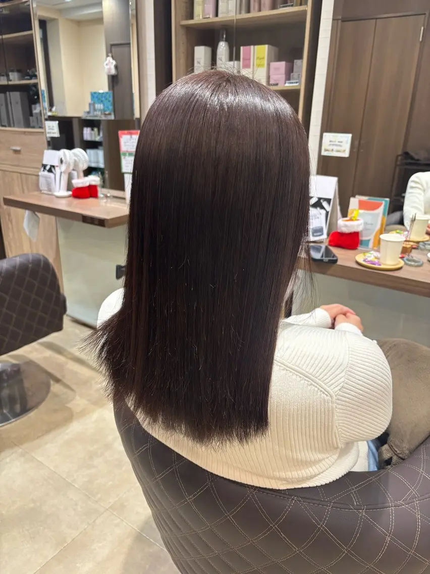 セミロング ヘアカラー Aimi🎀 浦安/じゅわっと暖色のヘアスタイル
