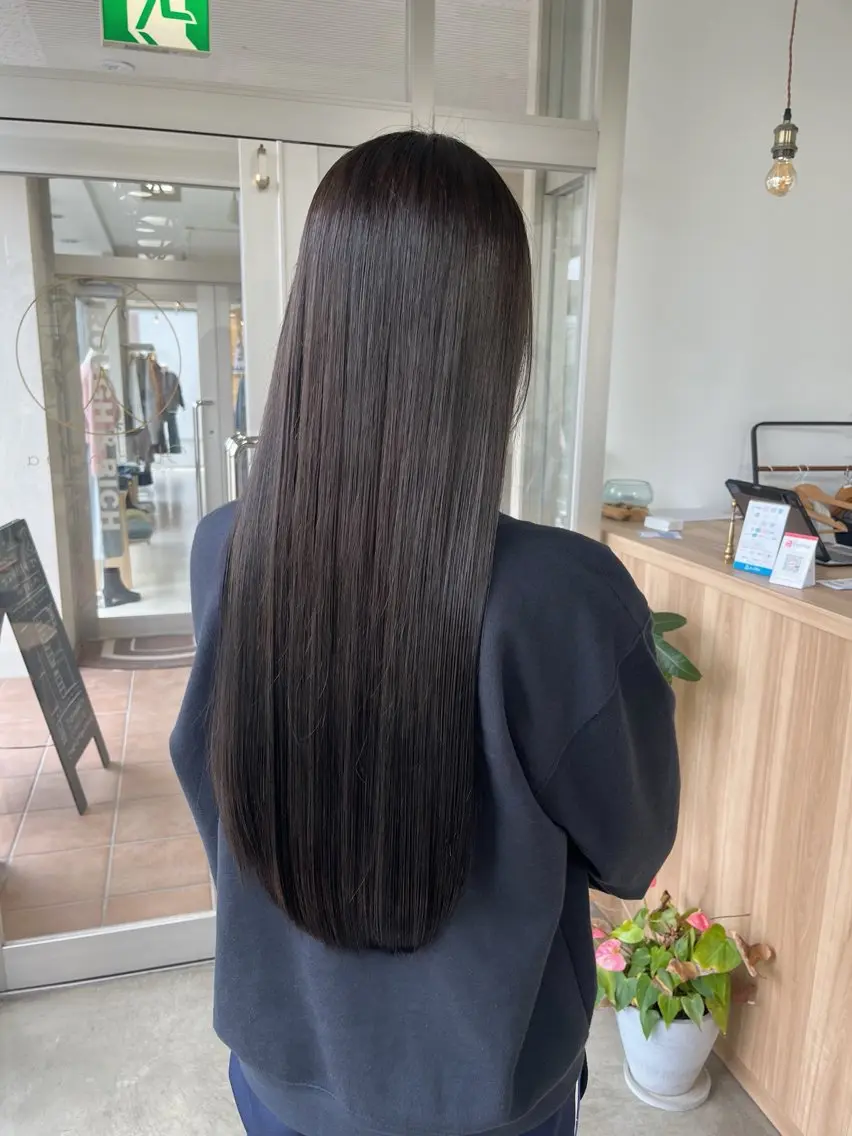 ロング カラー 髪質改善が得意✨ 榎本亜衣のヘアスタイル