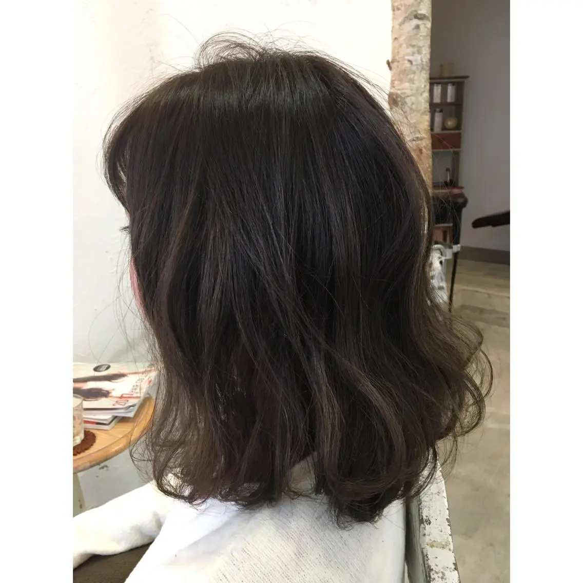 セミロング カラー アッシュ 透明感カラー fio マナミのヘアスタイル