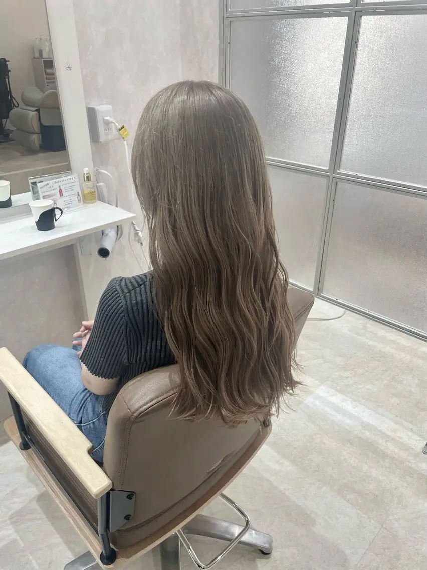 ロング カラー ヘアカラー 透明感🫧ナチュラル 🍀りんたろうのヘアスタイル