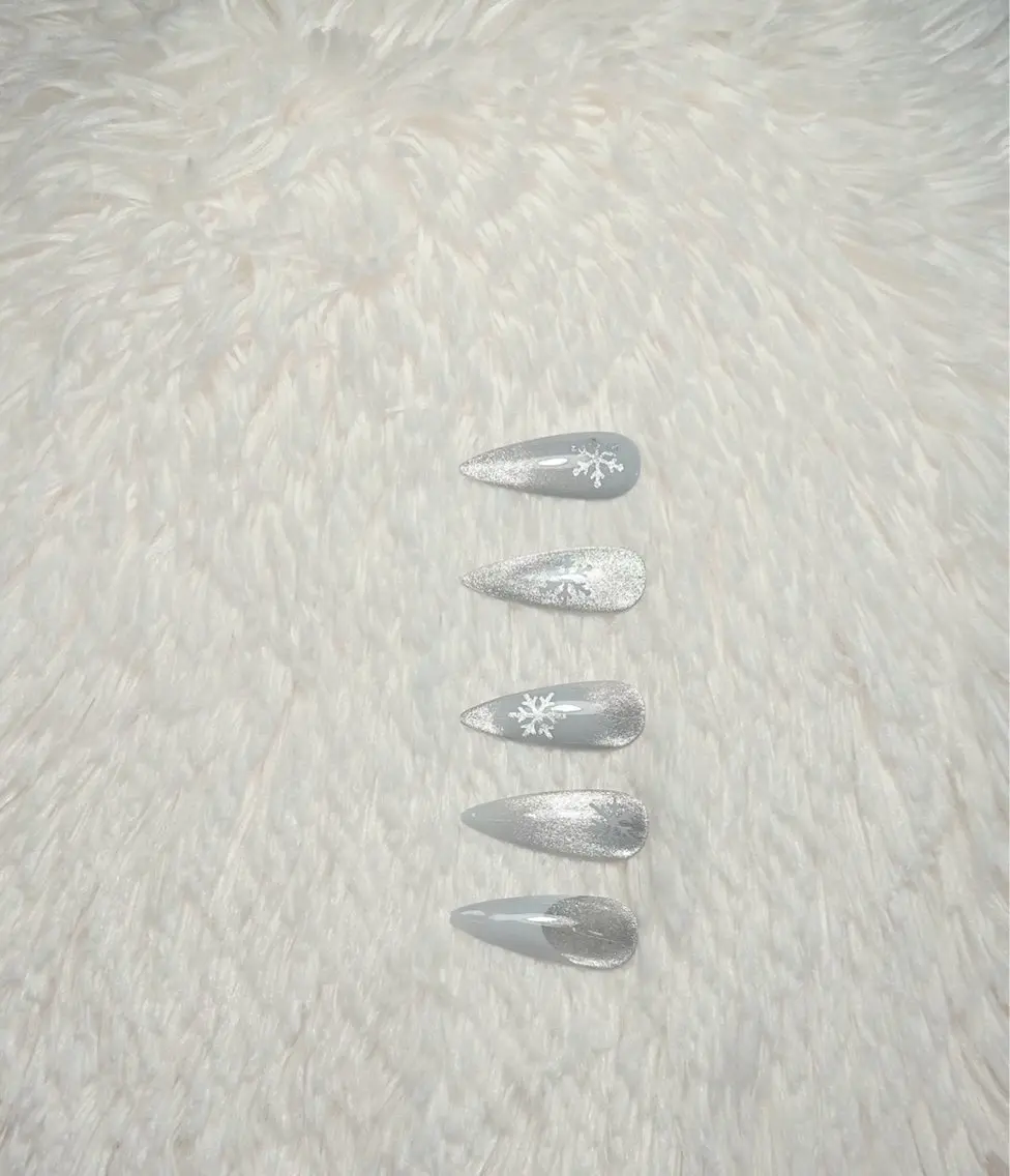 ネイル Onason NailSalonのネイルデザイン