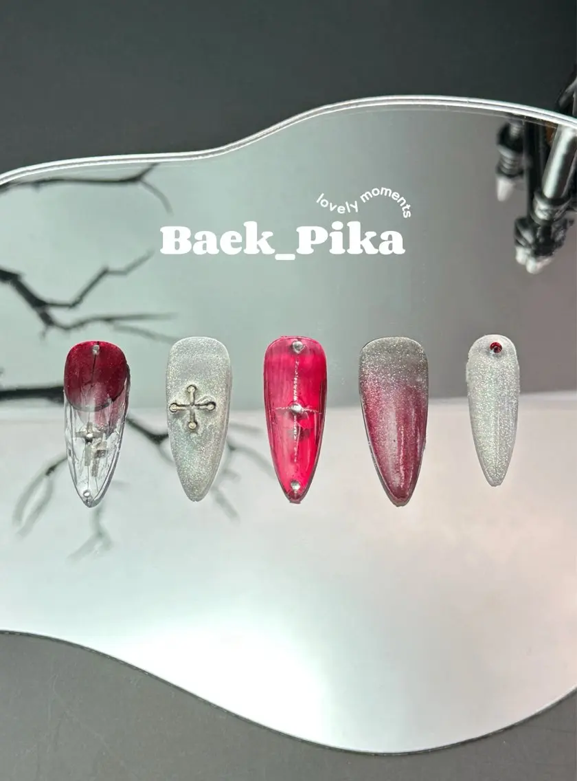 ネイル LINSTY PIKAのネイルデザイン