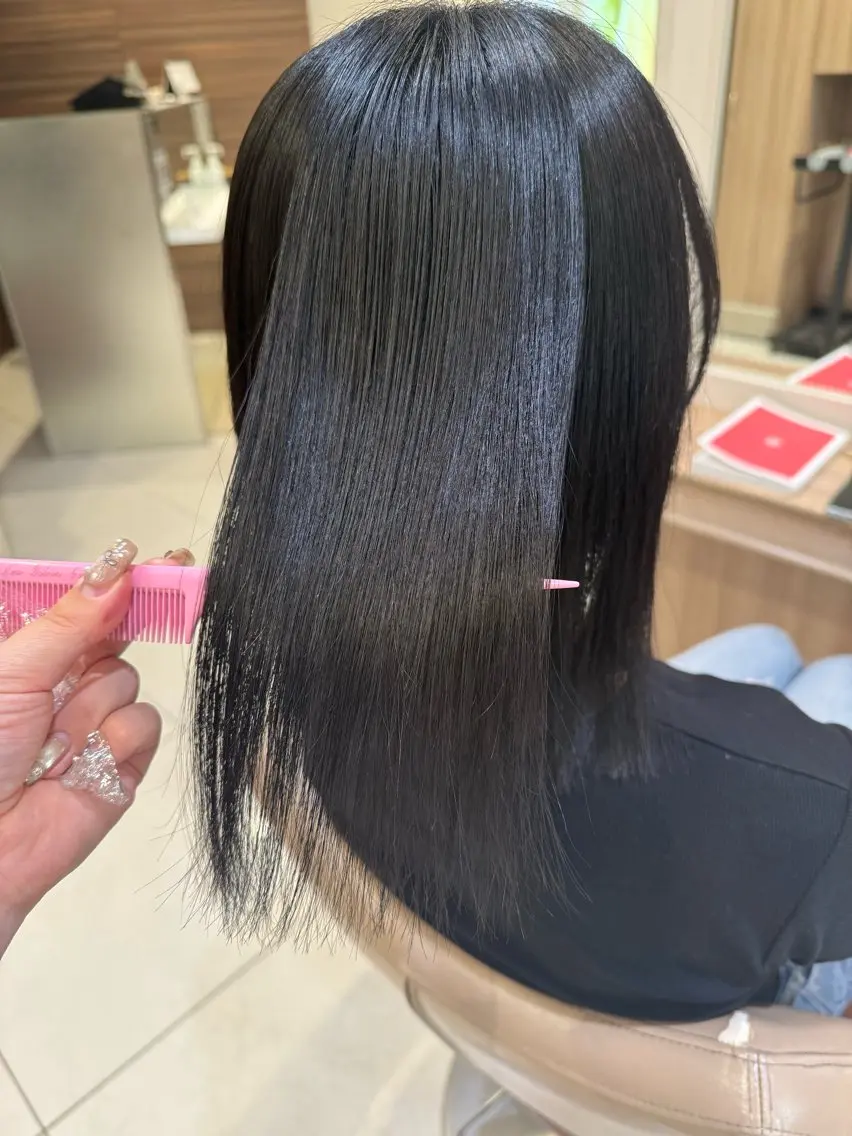 セミロング パーマ カット 縮毛矯正 トリートメント 韓国ヘアメイク🎀/ 縮毛矯正✨山本媛香のヘアスタイル