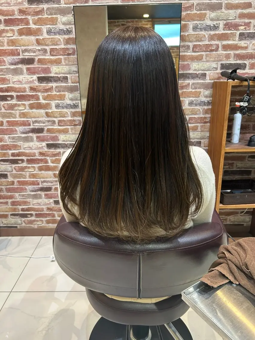 ロング カラー 顔周りカット レイヤーカット 片岡 阿里那のヘアスタイル