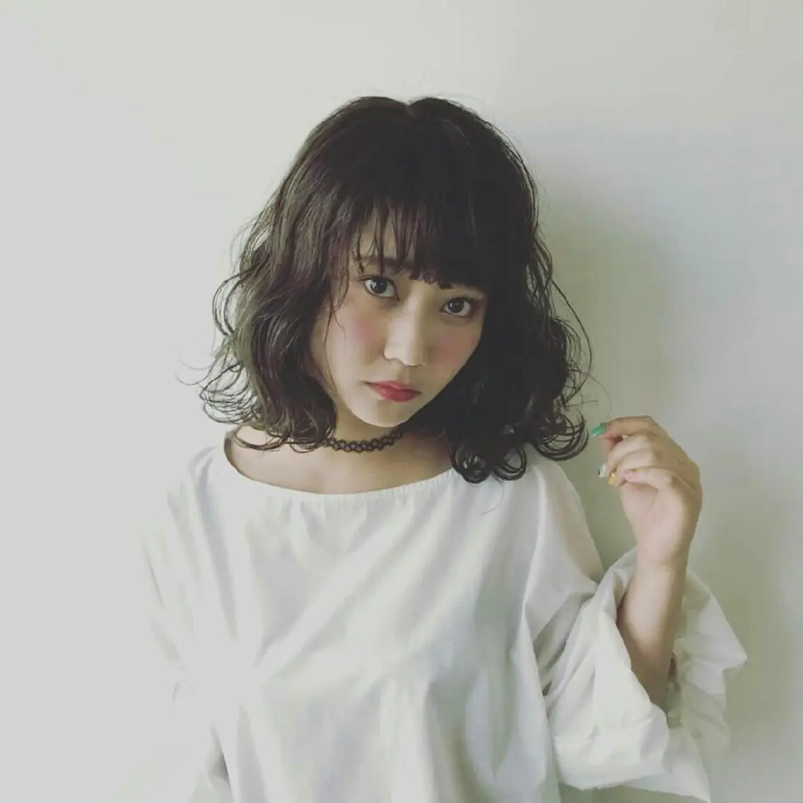 ショート ハイライト 切りっぱなしロブ - -のヘアスタイル