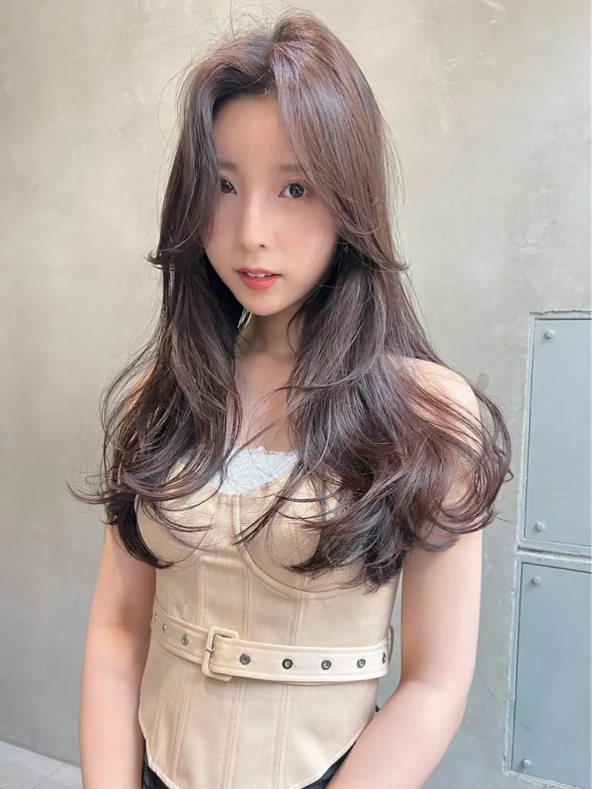 ロング カラー 艶髪／韓国ヘア🎀 Kanon︎︎⁺.のヘアスタイル