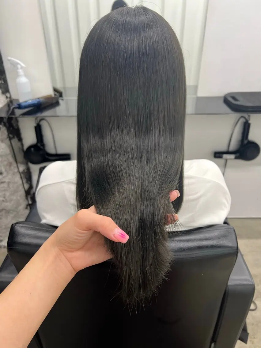 セミロング カラー ベージュカラー オリーブベージュ トリートメント カット ヘアカラー トリートメント HARU//原宿🤍 リピート率NO.1のヘアスタイル