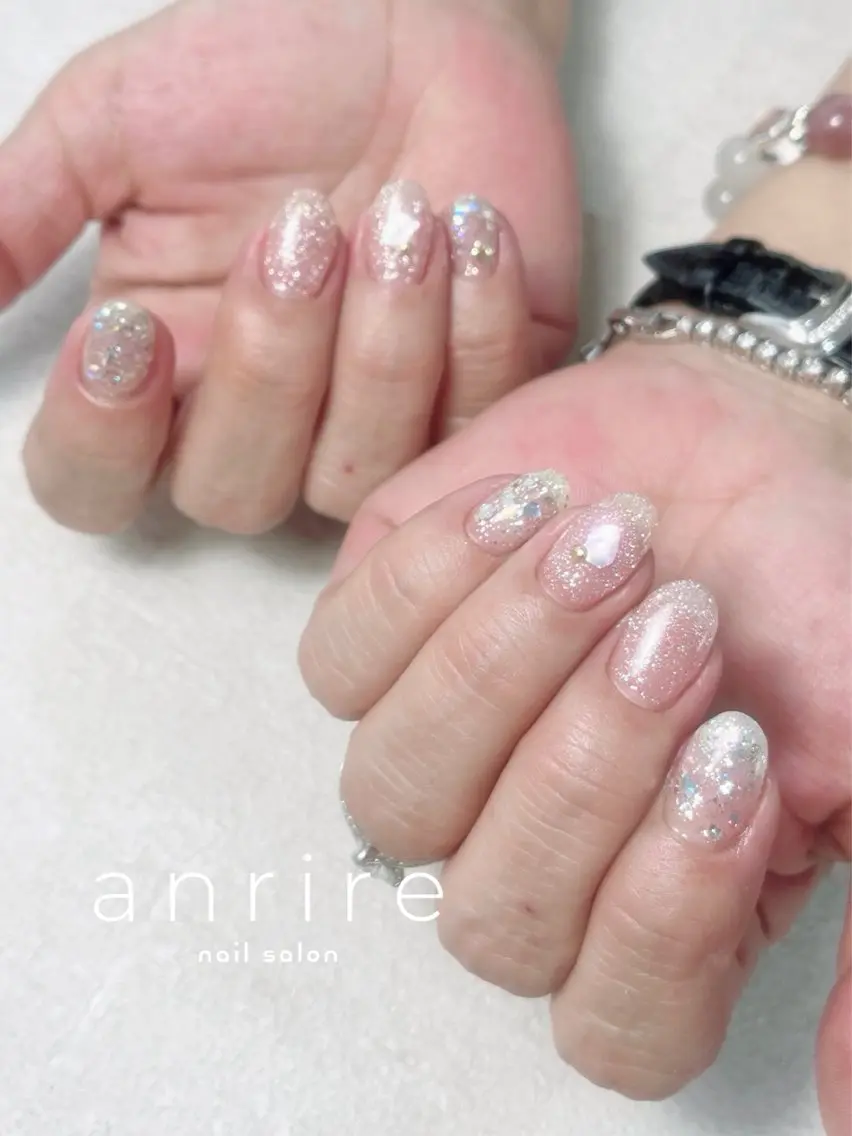 ネイル フラッシュネイル フットネイル ジェルネイル キラキラネイル ラメ(グリッター) nailsalon anrireのネイルデザイン