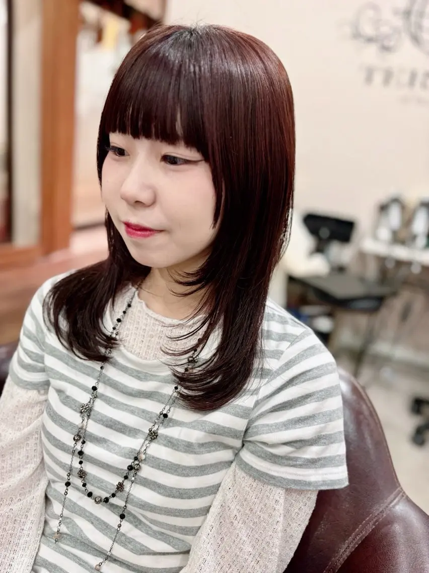 セミロング レイヤーカット 内藤 まどかのヘアスタイル