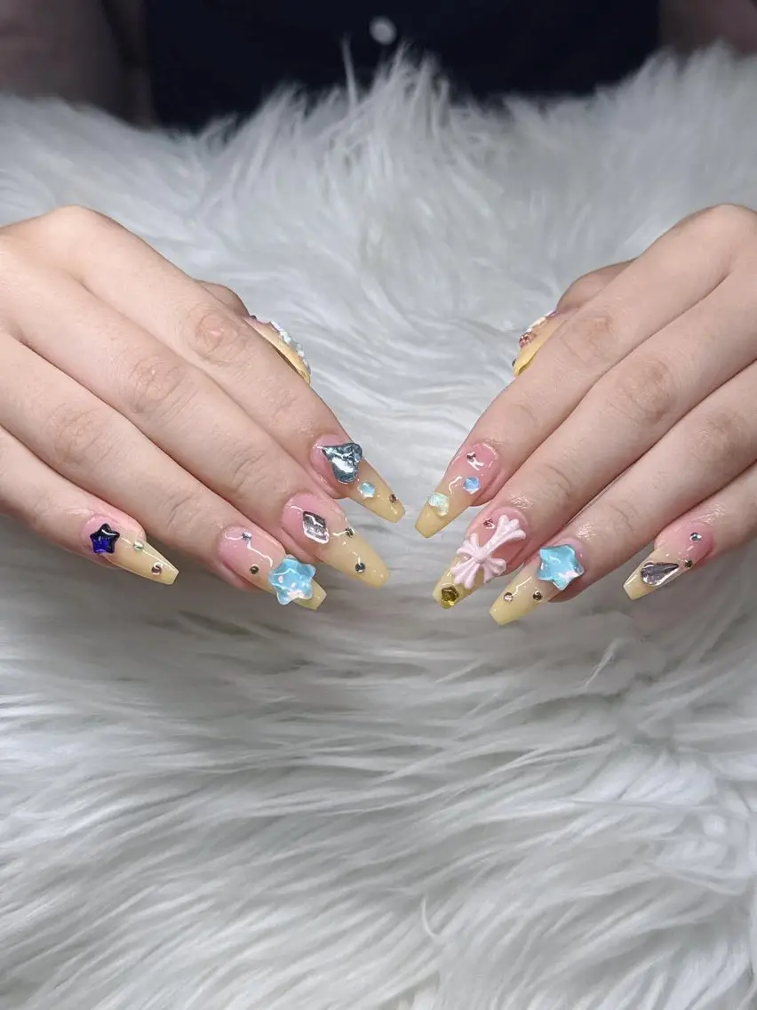 ネイル ハンドネイル Lee Nailsのネイルデザイン