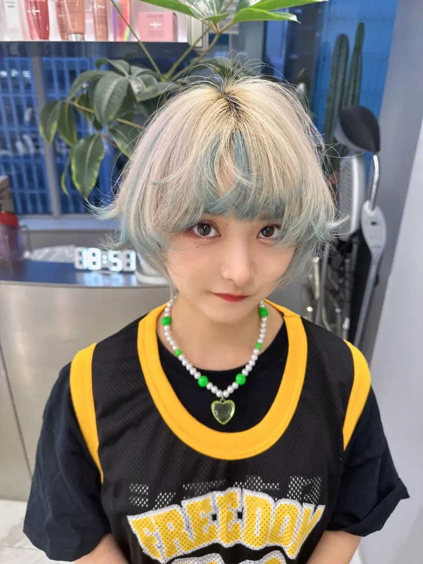 ショート カラー ヘアアレンジ カット ヘアカラー トリートメント 新宿店長 🦄ブリーチYUGOのヘアスタイル