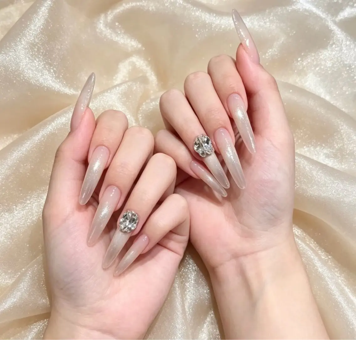 ネイル ハンドネイル Luvia Ginzaのネイルデザイン