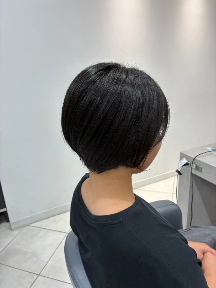 ショート カット 沼尻 心のヘアスタイル