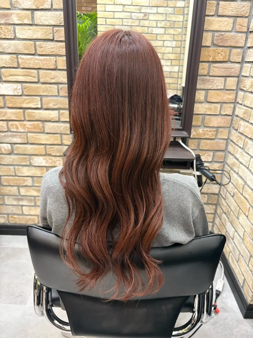 セミロング カラー ヘアカラー トリートメント ハッシュカット 暖色カラー/伊藤菜月のヘアスタイル